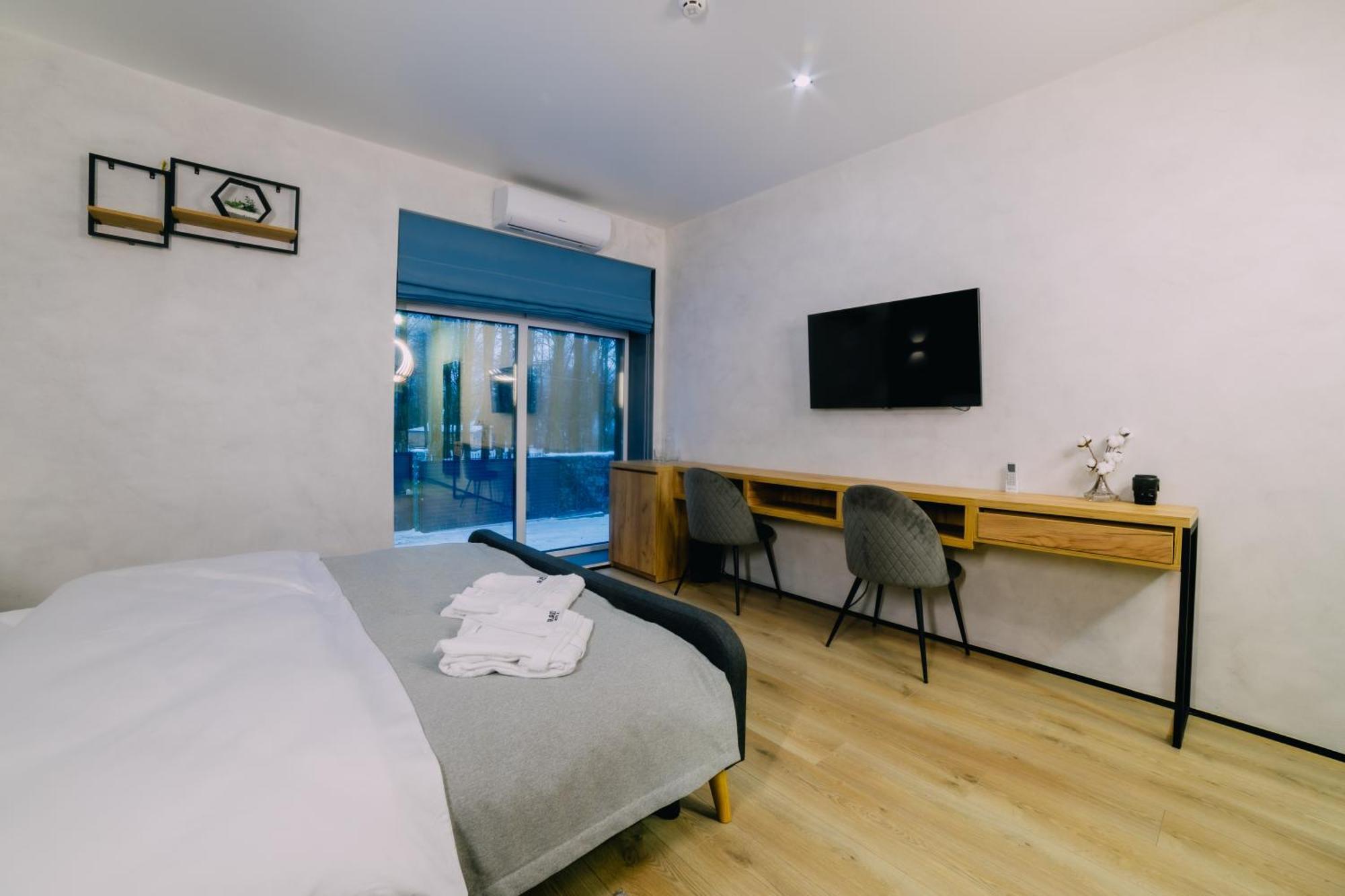 Rado Hotel Spa Khmil'nyk Exterior photo